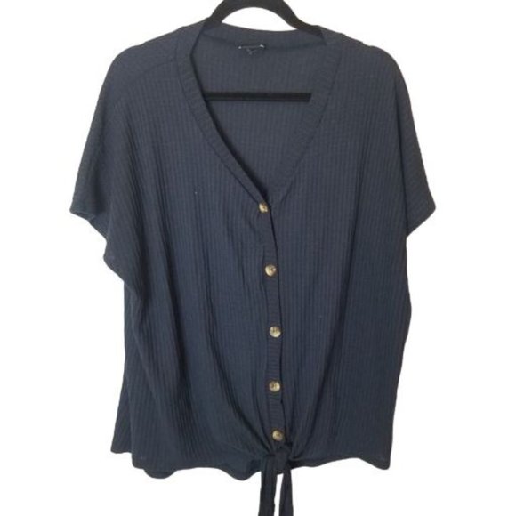 Torrid Womens 2X Navy Blue Short Sleeves Button Ti - Picture 2 of 9
